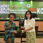 1e73e700-9677-446b-90a5-bcbc25a7490a-1