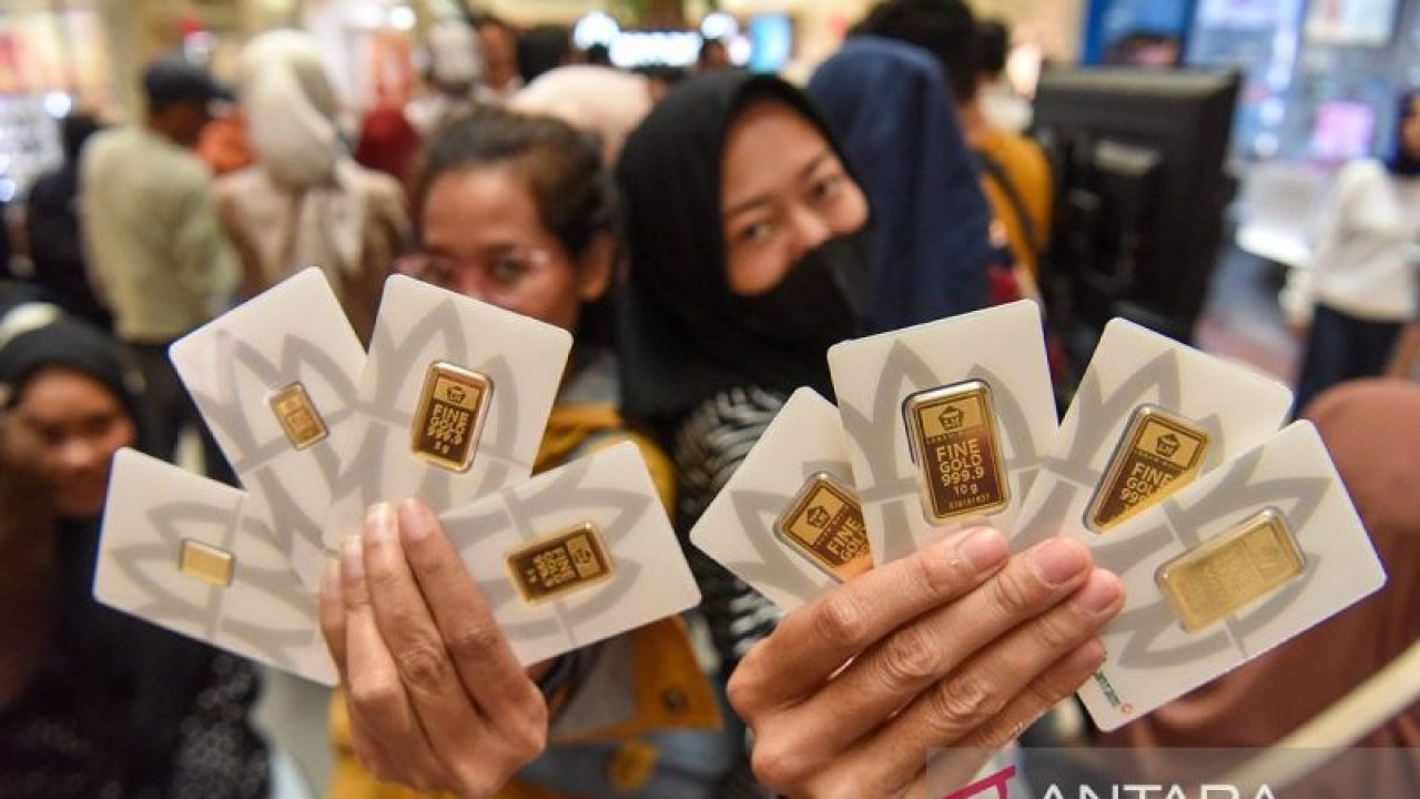 harga-emas-antam-turun-2762214