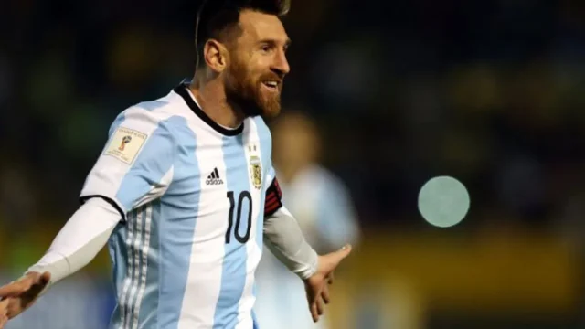 Lionel-Messi-1-696x416.jpg