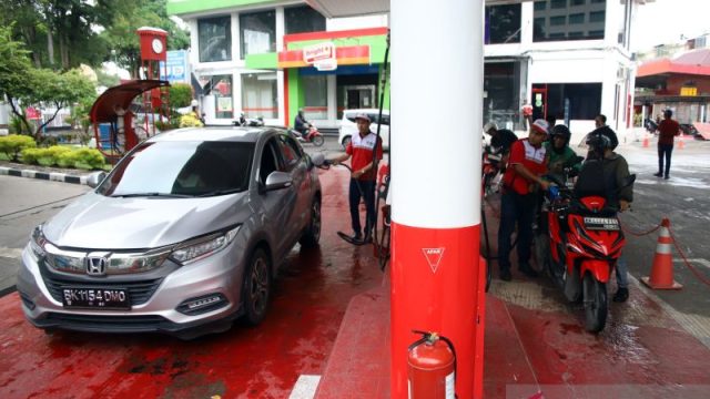 antrean-pembelian-bbm-di-medan-kembali-normal-2823609