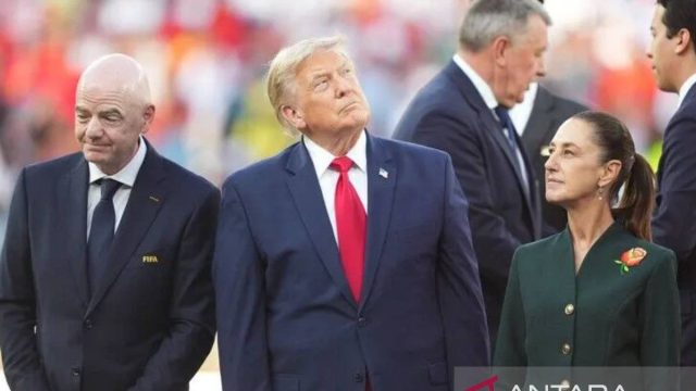 presidenFIFAnTRUMP