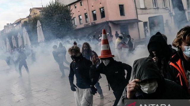 AA-20261008-42699149-42699135-PROTEST_AGAINST_EDUCTION_CONDITIONS_CONTINUES_IN_NANCY